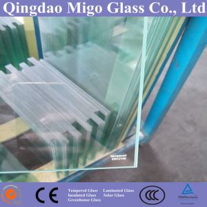 Sklenené sklo s nízkym obsahom železa