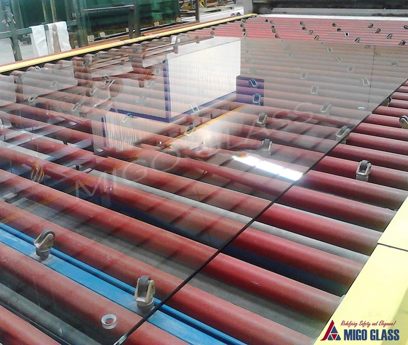Padel court glass surface inspection Padel court glass surface inspection