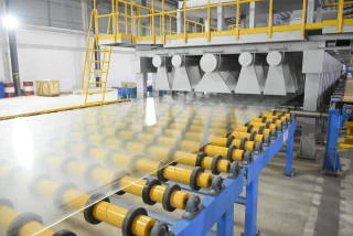 Číre plavené sklo na výstavbu skleníkov